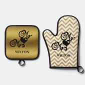 Gold Zickzack Mr & Mrs. Hearts Monogram Golden Ofenhandschuh & Topflappen-Set (Vorderseite)