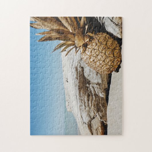 Goldananas auf dem Strand Puzzle (Vertikal)