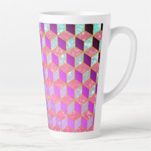 Goldbeschichteter, diamantförmiger Hexagon in Past Milchtasse