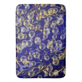 Goldblasen auf Dunkel Blauem Untergrund Badematte (Vorderseite Vertikal)