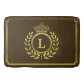 Goldbraune Laurel Wreath Crown Royal Mit Monogramm Badematte (Vorderseite)