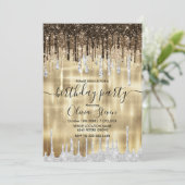 Goldbraune Tropfen Glitzer jedes Alters Monogramm Einladung (Stehend Vorderseite)