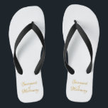 Golden 3-D Look Badesandalen<br><div class="desc">Golden 3-D Look Sacrament of Matrimony Dieses Design ist ideal für Hochzeiten, Verlobungen oder einfach nur um Ihre Liebe für unseren Herrn in The Sacrament of Matrimony zu zeigen. Sie können Ihre eigenen Wörter, Bilder und/oder die Hintergrundfarbe mit Zazzles tollen Anpassungswerkzeugen ändern. Dieses Bild ist auch auf Dutzenden anderer Produkte...</div>