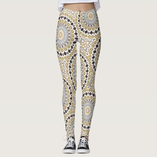 Golden and Charcoal Mandala Pattern Leggings (Vorderseite)
