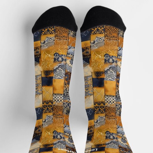 Golden and Navy Tile Patchwork - Custom Artistic Socken (Oben)