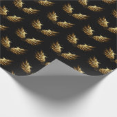 Golden Angel Wings auf schwarzem Hintergrund Geschenkpapier (Ecke)
