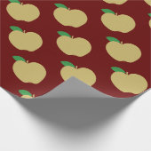Golden Apple on Red Geschenkpapier (Ecke)