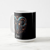 Golden Aries Zodiac Symbol mit Ornamenten Kaffeetasse (Vorderseite Links)