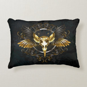 Golden Bird Skull auf schwarzem Hintergrund Dekokissen