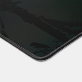 Golden Bird Skull auf schwarzem Hintergrund Schreibtischunterlage (Ecke)