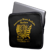 Golden Bison Illustration mit US-Karte und -Flagge Laptopschutzhülle (Vorderseite Links)