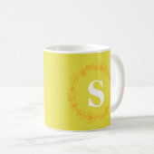 Golden Bloom Monogramm Kaffeetasse (VorderseiteRechts)