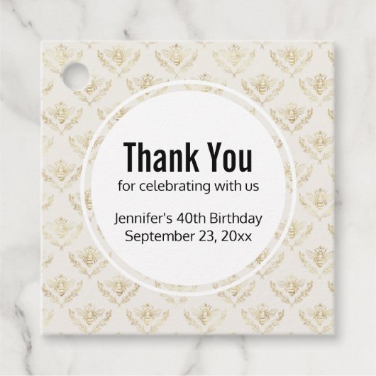 Golden Bumble Bee mit einem Kronmuster Geschenkanhänger (Vorderseite)