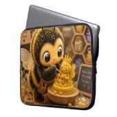 Golden Bumblebee in Bloom Dance.11 Laptopschutzhülle (Vorderseite Links)