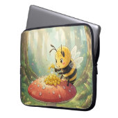 Golden Bumblebee in Bloom Dance.2 Laptopschutzhülle (Vorderseite Links)