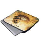 Golden Bumblebee in Bloom Dance.9 Laptopschutzhülle (Vorne Knopf)