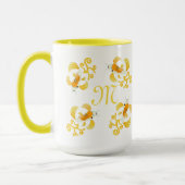 Golden Butterfly Koi Monogram Tasse (Links)