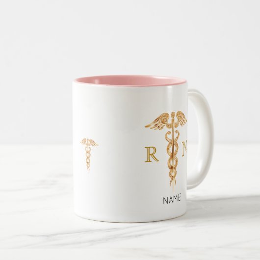 Golden Caduceus Symbol & Registered Nurse Monogram Zweifarbige Tasse (VorderseiteRechts)