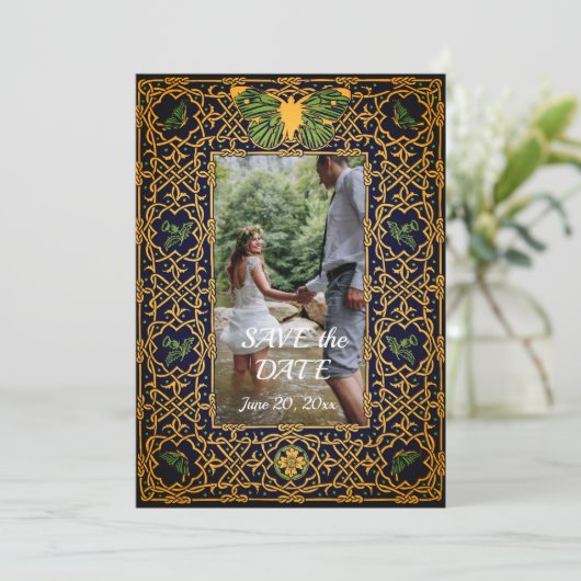 Golden Celtic Knot Save the Date Einladung (Stehend Vorderseite)