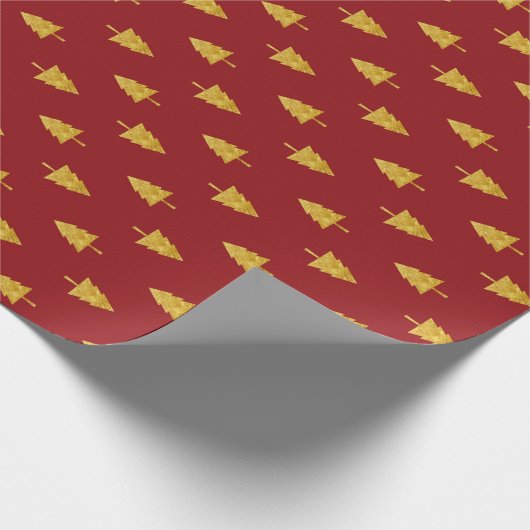 Golden Christmas Trees on Red Background Geschenkpapier (Ecke)