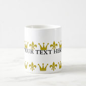 Golden Crown & Lily Border + Ihr Text & Backgr. Kaffeetasse (Mittel)
