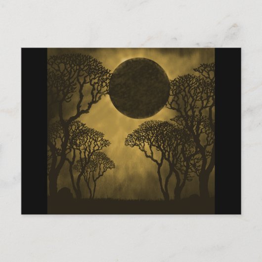 Golden Dark Forest Eclipse Postkarte (Vorderseite)