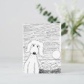 Golden Doodle am Strand Postkarte (Stehend Vorderseite)
