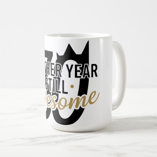 Golden Elegant Script "Awesome" Typography Black Kaffeetasse (VorderseiteRechts)