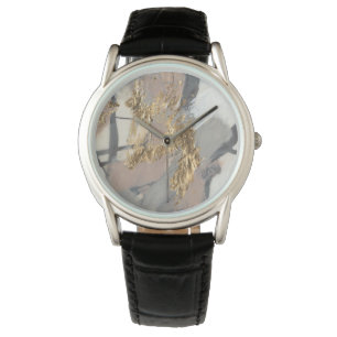 Golden erröten Sie Armbanduhr
