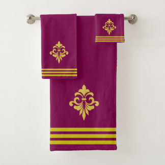 Golden Fleur de Lis, Three Stripes on Maroon Badhandtuch Set