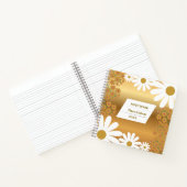 Golden Floral Daisy Notebook mit Letter A Notizblock (Innenseite)