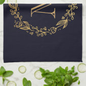 Golden Floral Monogram Geschirrtuch (Gefaltet)