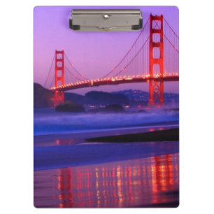 Golden gate bridge auf Bäcker-Strand am Klemmbrett