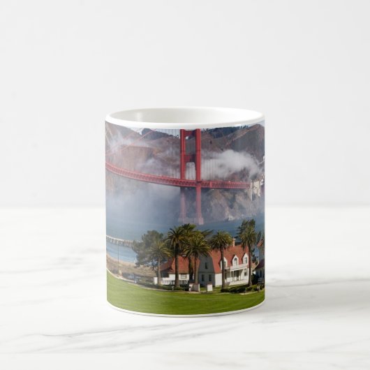 Golden gate bridge-Küstenwachstation Kaffeetasse (Mittel)