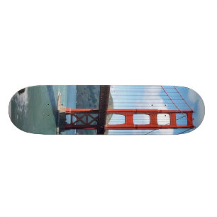 Golden gate bridge und Fort-Punkt in San Francisco Skateboard