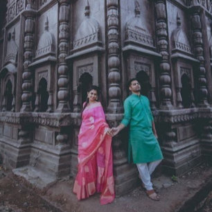 Golden Geometric Design iPhone Case - Elegantes Go