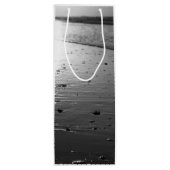Golden Glassy Sand Grayscale Geschenktüte Für Weinflaschen (Rückseite)