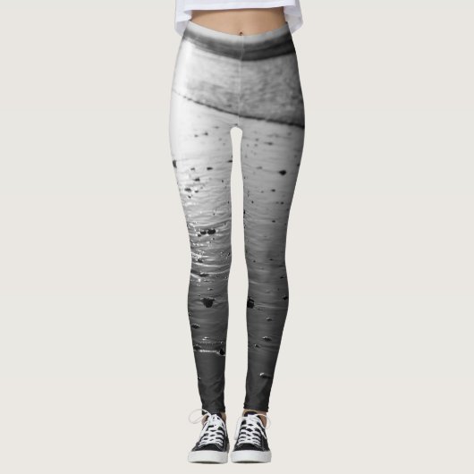 Golden Glassy Sand Grayscale Leggings (Vorderseite)