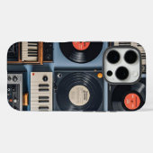 Golden Glow: Metallic Luxe iPhone Case (Rückseite (Horizontal))