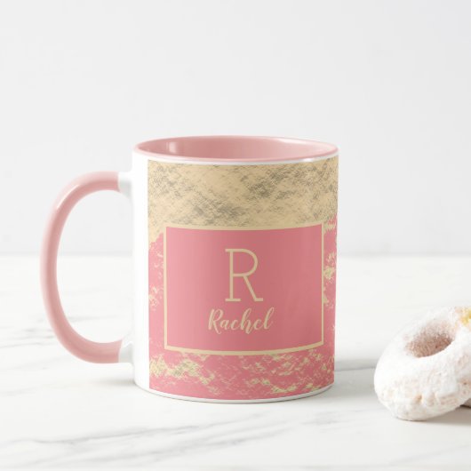 Golden Gold Pink Foil Monogram Initial Classy Tasse (Mit Donut)