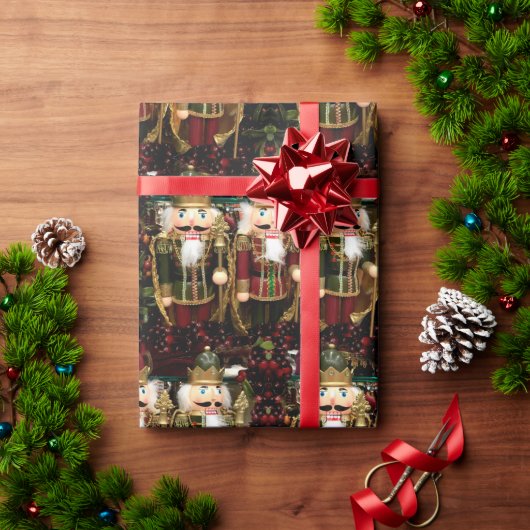 Golden Green Nutcracker Soldiers Weihnachten Geschenkpapier (Feiertagsgeschenk)