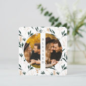 Golden Greenery Gesegnetes zwei Foto Feiertagskarte (Stehend Vorderseite)