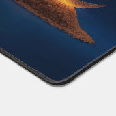 Golden Harmony – Shree Yantra’s Divine Resonance Schreibtischunterlage (Ecke)