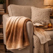 Golden Hearth Fade Fleece Decke