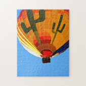 Golden Hot Air Ballon mit Green Cactus in Sky Puzzle (Vertikal)