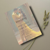 Golden Hour Grace Overlay Foto & Monogram Wedding Einladung