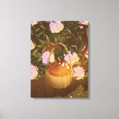Golden Hour Strawberry Basket Leinwand (Vorderseite)