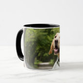 Golden Labrador in Rearview Mirror Tasse (Vorderseite Links)