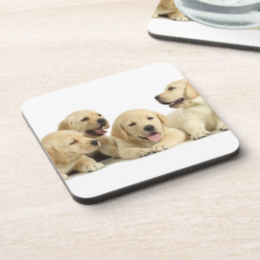 Golden Labrador Puppy Pile Getränkeuntersetzer (Linke Seite)