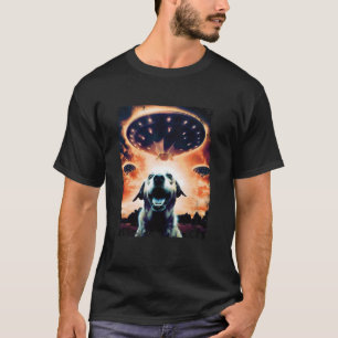 Golden Labrador Selfie Behielt Calm Außerirdischen T-Shirt